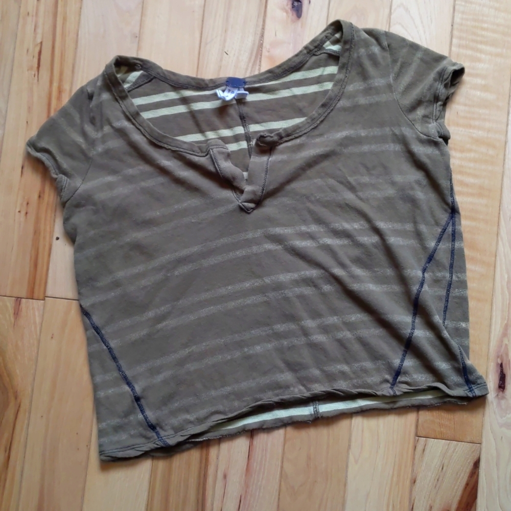 We the free by Free People army green crop top. XS